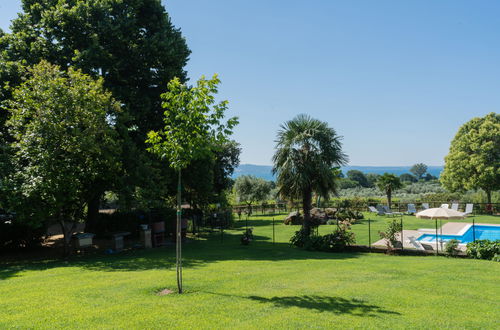 Foto 33 - Casa de 6 habitaciones en Bolsena con piscina y jardín