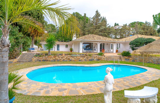 Casa de 3 quartos em Benalmádena com piscina privada e jardim - Foto 1