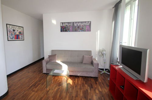 Foto 4 - Apartment mit 2 Schlafzimmern in Verbania