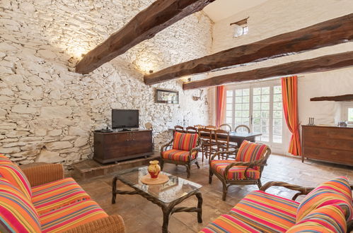 Photo 4 - Maison de 1 chambre à La Garde-Freinet avec piscine privée et jardin