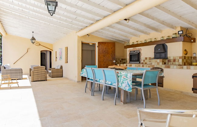 Casa de 4 quartos em Cucuron com piscina privada e jardim - Foto 22