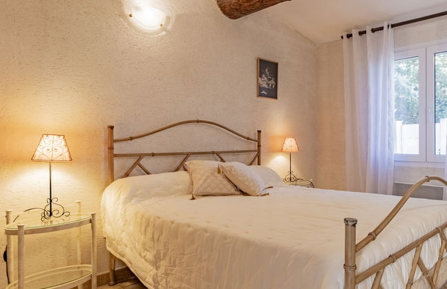 Casa de 4 quartos em Cucuron com piscina privada e jardim - Foto 8