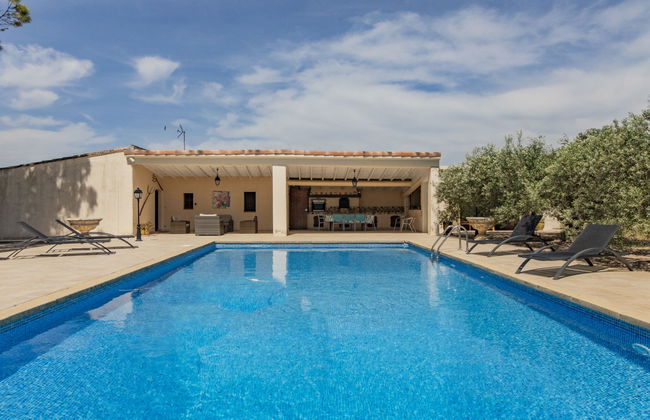 Casa de 4 quartos em Cucuron com piscina privada e jardim - Foto 1