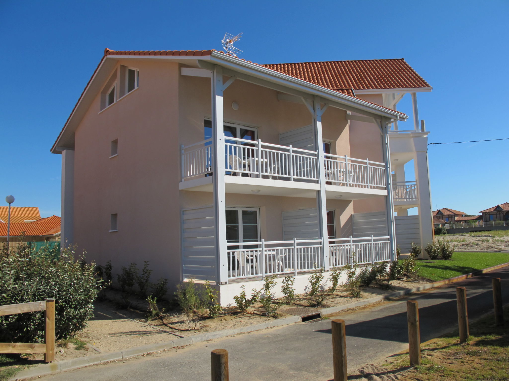 Foto 18 - Apartamento de 3 habitaciones en Biscarrosse con piscina y vistas al mar