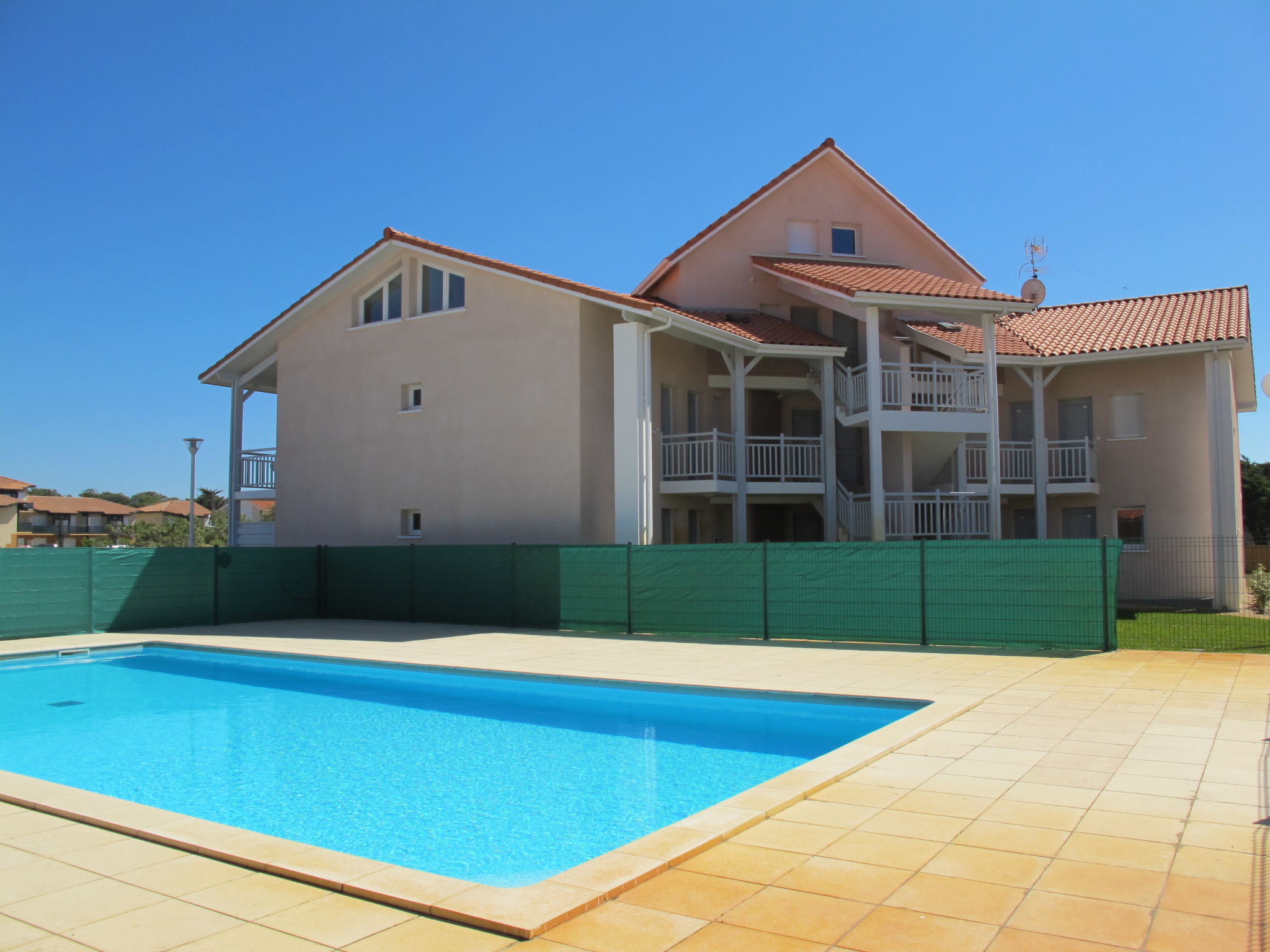 Foto 15 - Apartamento de 3 quartos em Biscarrosse com piscina e jardim