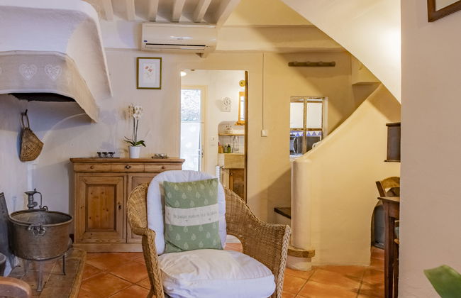 3 bedroom House in Villars with garden and terrace - Photo 8