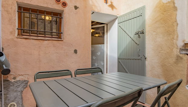 3 bedroom House in Villars with garden and terrace - Photo 4