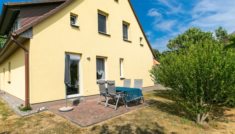 Photo 1 - 2 bedroom Apartment in Ummanz with terrace and sea view