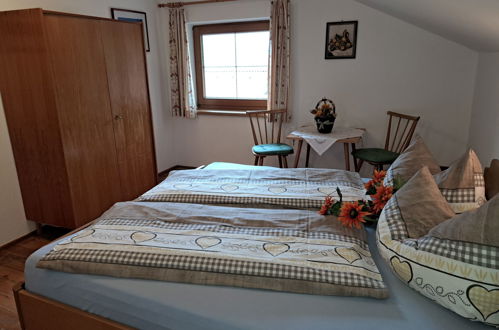 Foto 6 - Appartamento con 3 camere da letto a Ramsau im Zillertal con vista sulle montagne