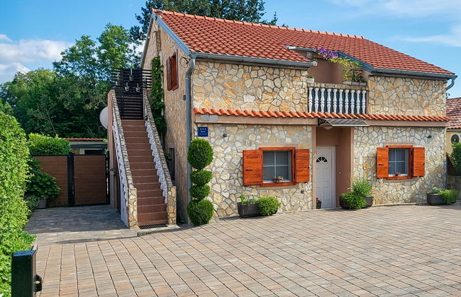 Casa de 6 quartos em Dobrinj com piscina privada e terraço - Foto 23