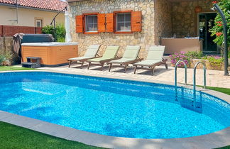 Foto 1 - Casa de 4 quartos em Dobrinj com piscina privada e terraço