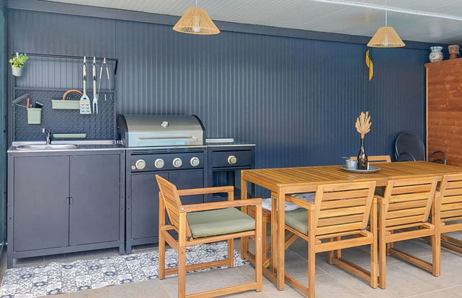 Casa de 6 quartos em Dobrinj com piscina privada e terraço - Foto 18