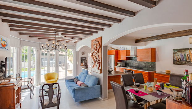 4 bedroom House in Sainte-Maxime with private pool and garden - Photo 4