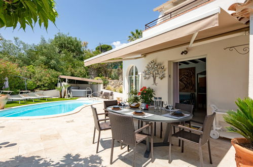 Photo 17 - 3 bedroom House in Sainte-Maxime with private pool and garden