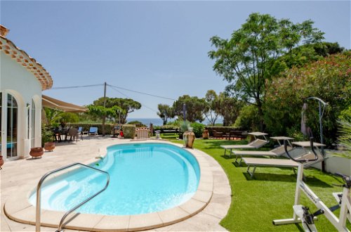 Foto 20 - Casa de 3 habitaciones en Sainte-Maxime con piscina privada y vistas al mar