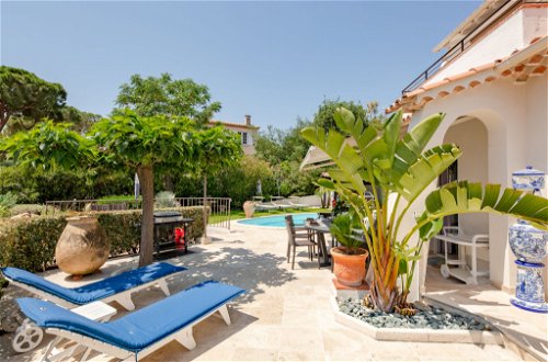 Foto 16 - Casa con 3 camere da letto a Sainte-Maxime con piscina privata e vista mare