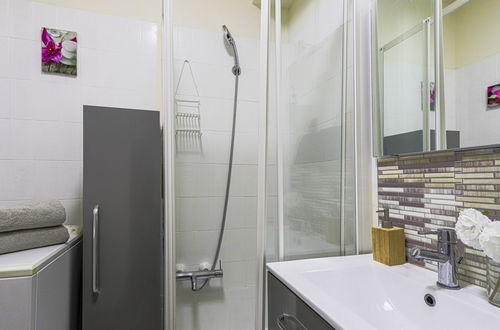 Foto 13 - Apartamento em Nice com piscina e terraço