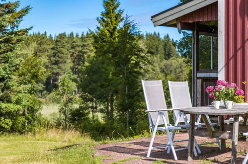 Foto 7 - Haus mit 1 Schlafzimmer in Bullaren mit garten und terrasse