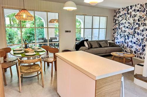 Foto 2 - Casa de 2 quartos em Grimaud com piscina e jardim