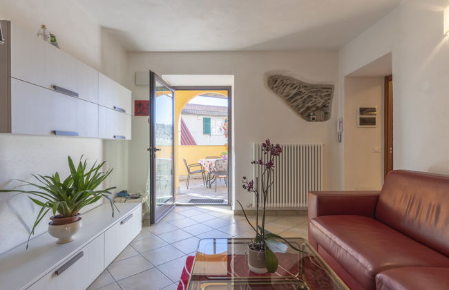 Apartamento de 3 quartos em Vendone com jardim e terraço - Foto 7