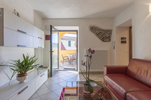 Foto 7 - Apartamento de 2 quartos em Vendone com jardim e terraço