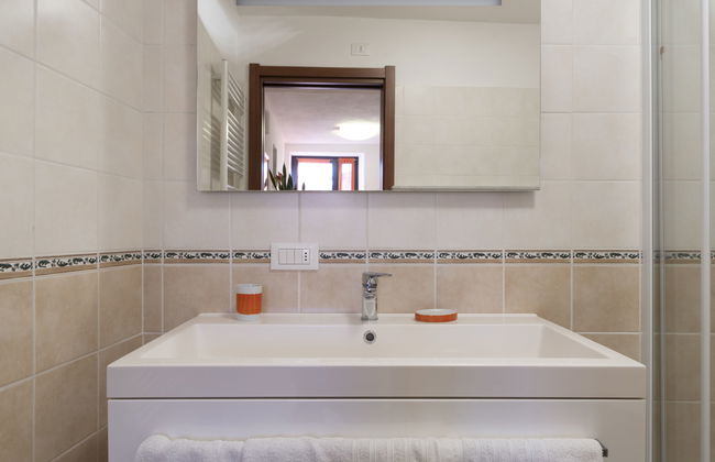 Apartamento de 3 quartos em Vendone com jardim e terraço - Foto 18