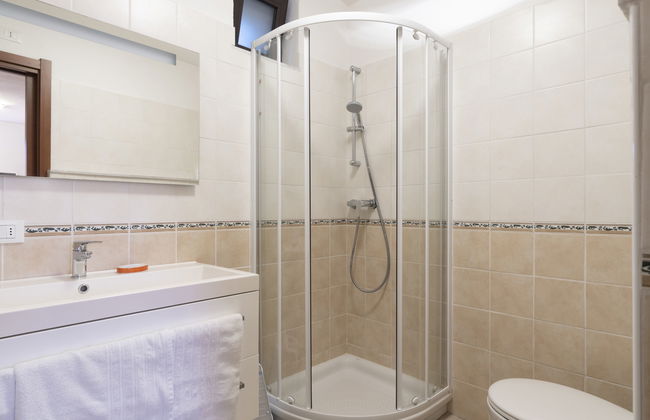 Apartamento de 3 quartos em Vendone com jardim e terraço - Foto 17