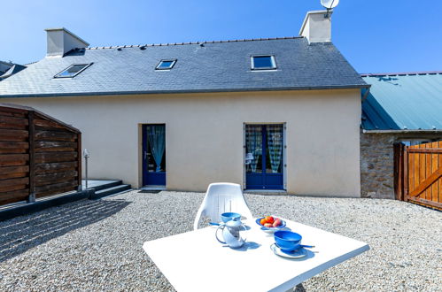 Photo 6 - Maison de 2 chambres à Plounévez-Lochrist avec jardin et terrasse