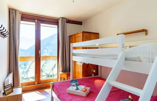 Foto 3 - Appartamento con 2 camere da letto a Villarembert con piscina e vista sulle montagne