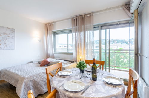 Foto 7 - Apartamento en Sainte-Maxime con vistas al mar