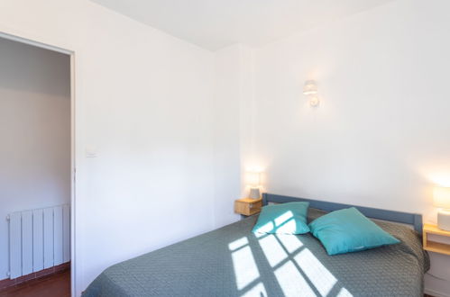 Foto 9 - Apartamento de 2 quartos em Le Lavandou com jardim