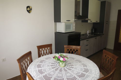 Photo 7 - 3 bedroom Apartment in Vir with garden and terrace