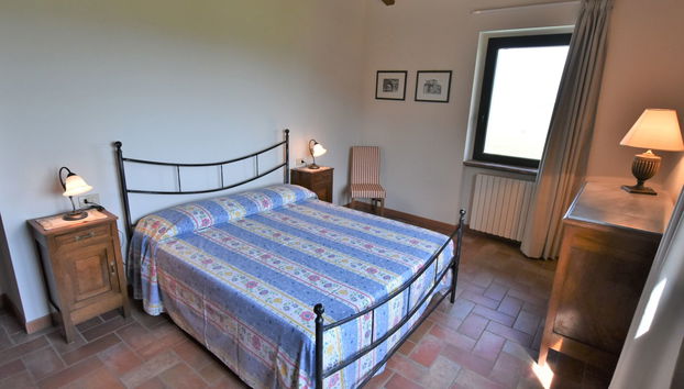 Appartement de 2 chambres à Castana avec piscine et jardin - Photo 4