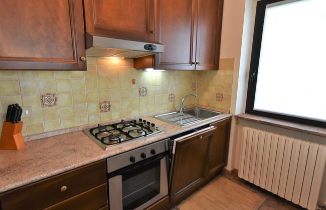 Apartamento de 2 quartos em Castana com piscina e jardim - Foto 9