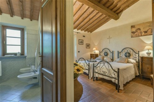 Foto 21 - Casa con 3 camere da letto a Radda in Chianti con piscina privata e giardino