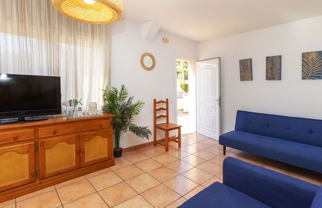6 bedroom House in l'Ametlla de Mar with private pool and garden - Photo 8