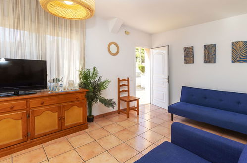 Photo 8 - 5 bedroom House in l'Ametlla de Mar with private pool and garden