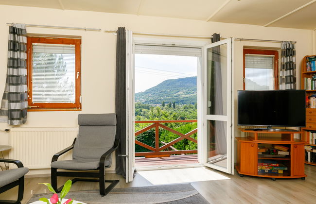 Casa de 3 quartos em Badacsonytomaj com piscina privada e jardim - Foto 14