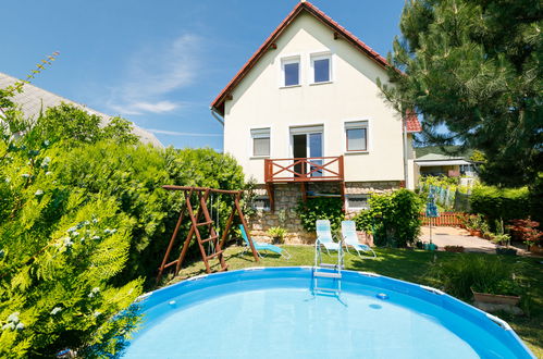 Photo 31 - Maison de 2 chambres à Badacsonytomaj avec piscine privée et jardin