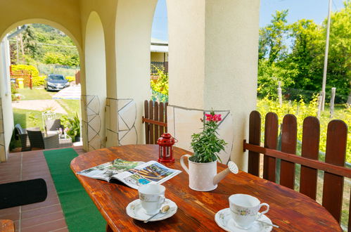 Photo 23 - Maison de 2 chambres à Badacsonytomaj avec piscine privée et jardin