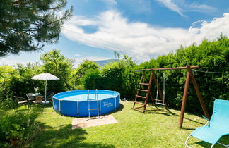 Photo 2 - Maison de 2 chambres à Badacsonytomaj avec piscine privée et jardin