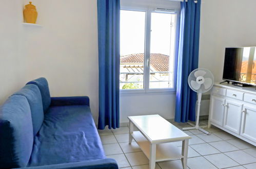 Photo 11 - Appartement de 3 chambres à Fréjus avec piscine et vues à la mer