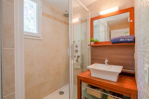 Foto 14 - Apartamento de 3 quartos em Fréjus com piscina e jardim