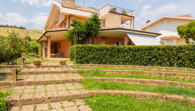 Photo 1 - Maison de 4 chambres à Pineto avec jardin et terrasse