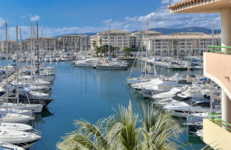 Foto 2 - Apartamento de 2 quartos em Fréjus com terraço e vistas do mar