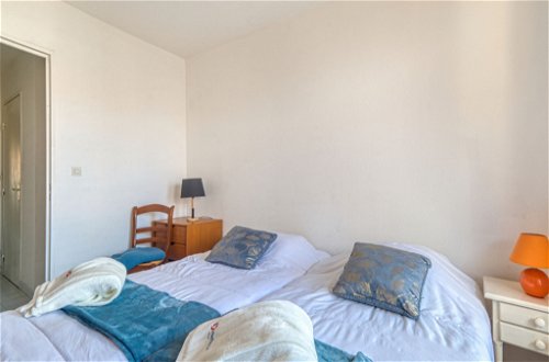 Foto 15 - Apartment mit 2 Schlafzimmern in Fréjus mit terrasse und blick aufs meer