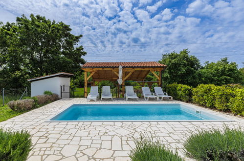 Photo 30 - Maison de 2 chambres à Poreč avec piscine privée et jardin