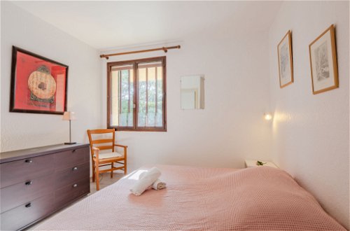 Foto 11 - Apartment mit 2 Schlafzimmern in Fréjus mit garten und blick aufs meer