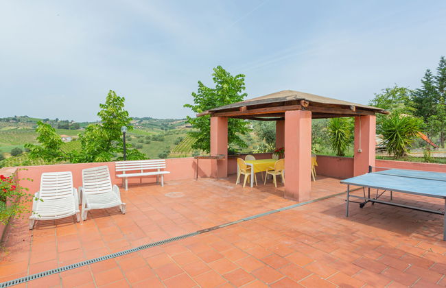 Appartement de 4 chambres à Città Sant'Angelo avec piscine et jardin - Photo 14