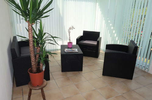 Photo 6 - 4 bedroom House in Pleumeur-Bodou with garden and sea view